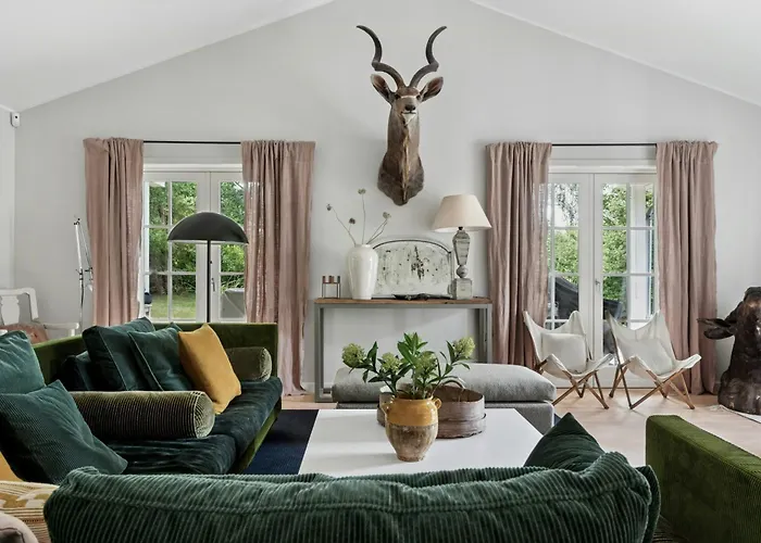 Stylish Summer House Near And Town Σπίτι διακοπών